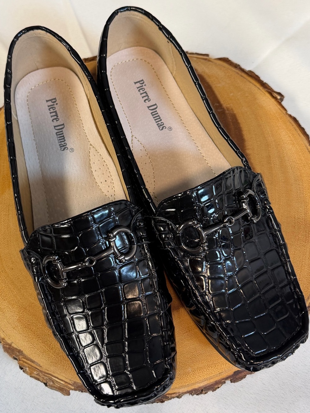 Pierre Dumas Hazel Black Croc-Embossed Slip-On Loafers Women’s Size 11